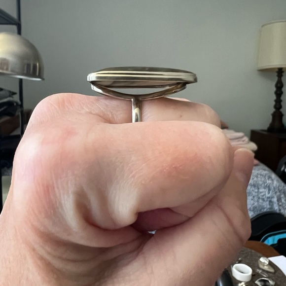 Gorgeous Labradorite Ring, Size 7 - Picture 10 of 15